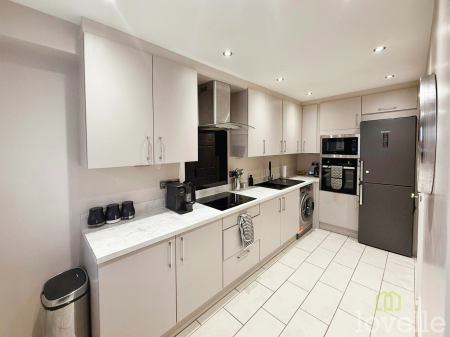 3 bedroom Terraced House to let in Heather Gardens, North Hykeham, LN6