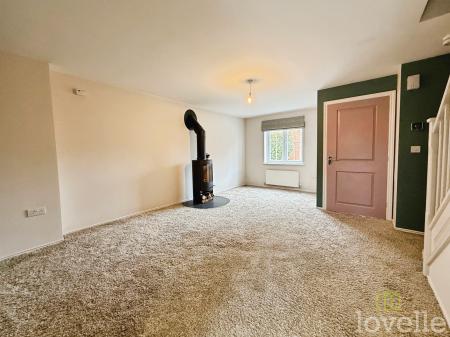 3 bedroom Semi-detached house to let in Taurus Avenue, North Hykeham, LN6