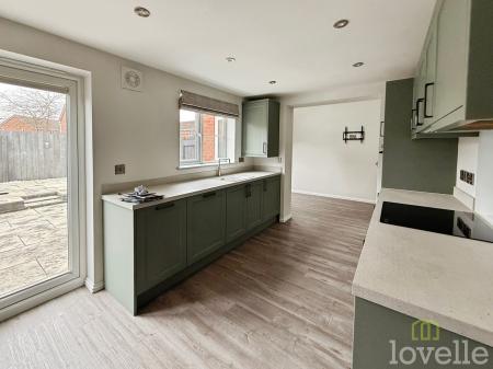 3 bedroom Semi-detached house to let in Taurus Avenue, North Hykeham, LN6