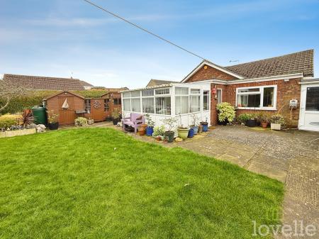 3 bedroom Detached bungalow for sale in Vauxhall Road, Bracebridge Heath, LN4
