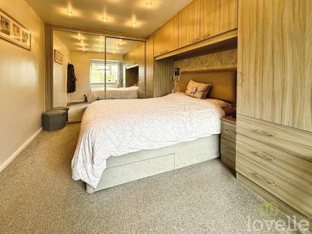 3 bedroom Detached bungalow for sale in Vauxhall Road, Bracebridge Heath, LN4