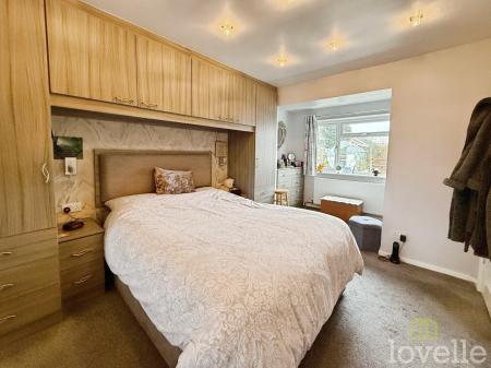 3 bedroom Detached bungalow for sale in Vauxhall Road, Bracebridge Heath, LN4