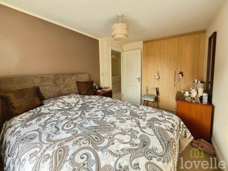 3 bedroom Semi-detached house for sale in Grandfield Way, North Hykeham, LN6