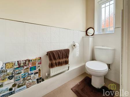 3 bedroom Semi-detached house for sale in Grandfield Way, North Hykeham, LN6