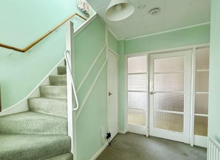 4 bedroom Semi-detached house for sale in Matlock Drive, North Hykeham, LN6