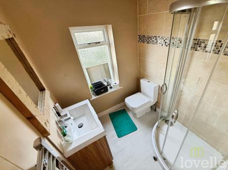 3 bedroom Semi-detached house for sale in Hykeham Road, Lincoln, LN6