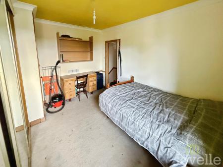 3 bedroom Semi-detached house for sale in Hykeham Road, Lincoln, LN6