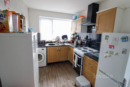 2 bedroom Flat for sale in Woodfield Avenue, Lincoln, LN6