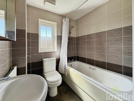2 bedroom Terraced House for sale in Capito Drive, North Hykeham, LN6