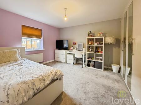 4 bedroom Detached house for sale in Livia Avenue, North Hykeham, LN6