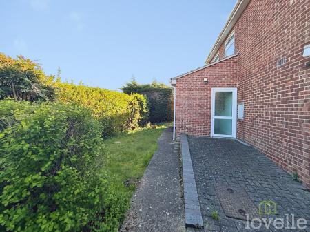 3 bedroom Detached house for sale in Inns Close, North Hykeham, LN6