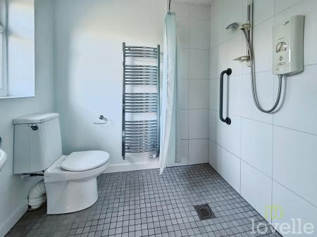 3 bedroom Detached house for sale in Inns Close, North Hykeham, LN6
