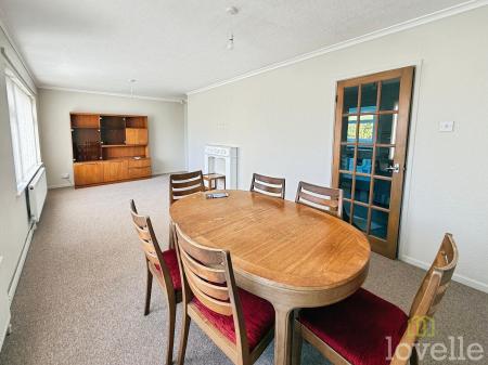 3 bedroom Detached house for sale in Inns Close, North Hykeham, LN6