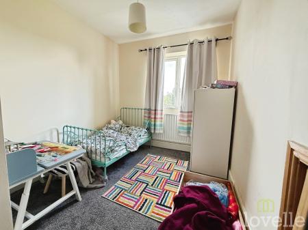 5 bedroom Semi-detached house for sale in De Wint Avenue, Lincoln, LN6