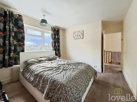 5 bedroom Semi-detached house for sale in De Wint Avenue, Lincoln, LN6