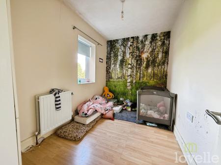 5 bedroom Semi-detached house for sale in De Wint Avenue, Lincoln, LN6