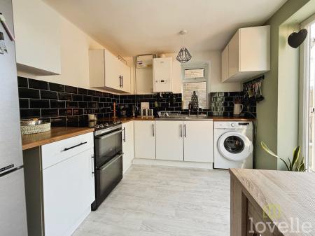 2 bedroom Terraced House for sale in Burghley Park Close, North Hykeham, LN6