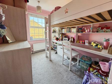 2 bedroom Terraced House for sale in Burghley Park Close, North Hykeham, LN6