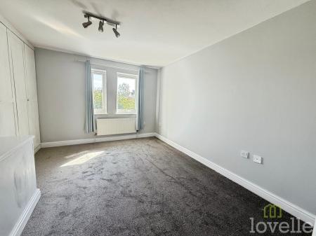 2 bedroom Semi-detached house to let in Halifax Close, Skellingthorpe, LN6