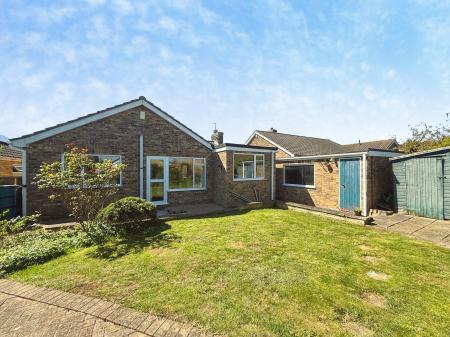 3 bedroom Detached bungalow for sale in Derwent Close, North Hykeham, LN6