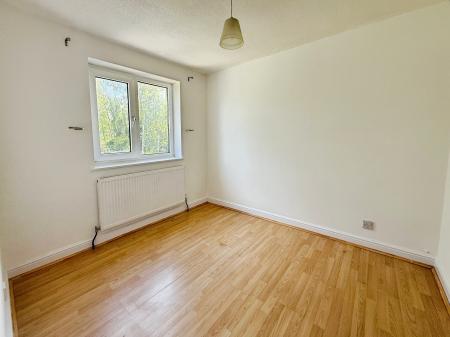 3 bedroom Semi-detached house to let in Woodvale Close, Lincoln, LN6