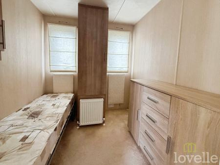 2 bedroom Park home for sale in Meadow Farm, North Hykeham, LN6