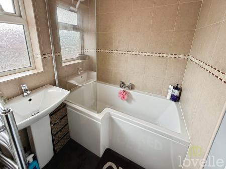 3 bedroom Terraced House for sale in Braemer Road, Collingham, NG23