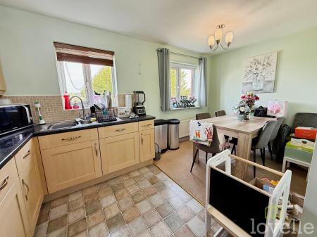 3 bedroom Semi-detached house for sale in Richmond Drive, North Hykeham, LN6