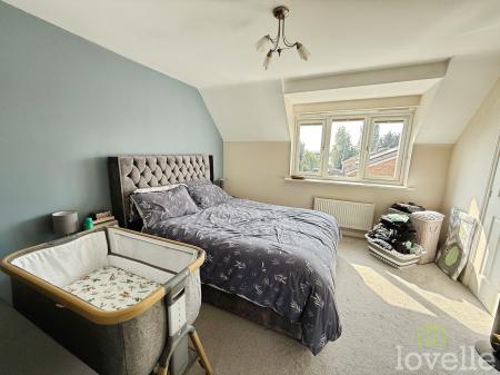 3 bedroom Semi-detached house for sale in Richmond Drive, North Hykeham, LN6