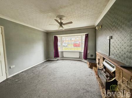 3 bedroom Terraced House for sale in Ravensmoor Close, North Hykeham, LN6