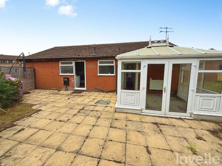 3 bedroom Bungalow for sale in Elvington Close, Lincoln, LN6