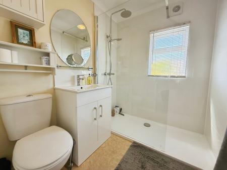 2 bedroom Park home for sale in Astral way, North Hykeham, LN6