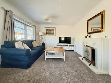 2 bedroom Park home for sale in Astral way, North Hykeham, LN6