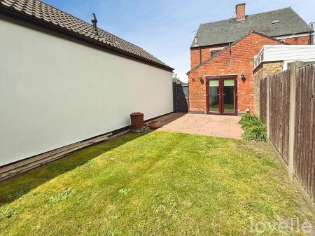 3 bedroom Semi-detached house for sale in Lincoln Road, North Hykeham, LN6