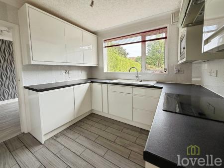 3 bedroom Semi-detached house to let in Cotman road, Lincoln, LN6