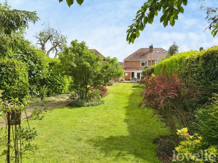 3 bedroom Semi-detached house for sale in Hainton Road, Lincoln, LN6