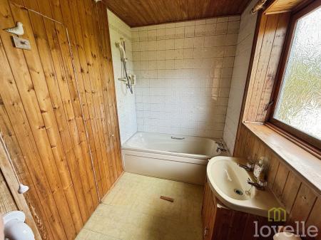 3 bedroom Detached house for sale in Western Crescent, Lincoln, LN6