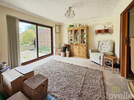 3 bedroom Detached house for sale in Western Crescent, Lincoln, LN6