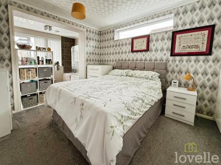 3 bedroom Bungalow for sale in Westwood Drive, Lincoln, LN6