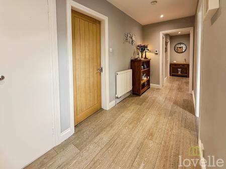 4 bedroom Bungalow for sale in Doddington Road, Lincoln, LN6