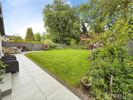 4 bedroom Bungalow for sale in Doddington Road, Lincoln, LN6
