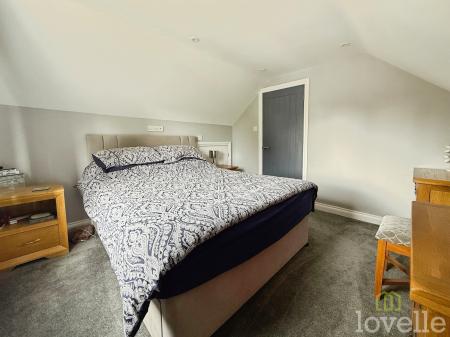 4 bedroom Bungalow for sale in Doddington Road, Lincoln, LN6