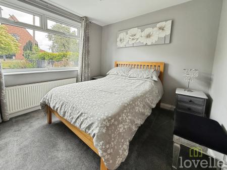 4 bedroom Bungalow for sale in Doddington Road, Lincoln, LN6