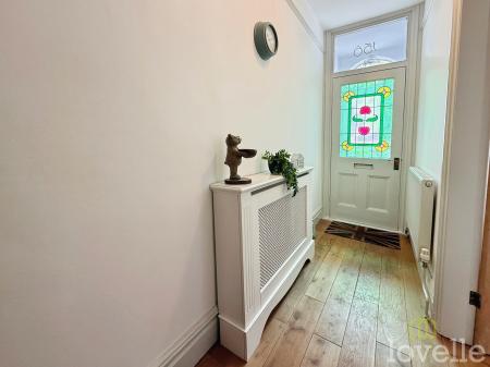 4 bedroom Semi-detached house for sale in Doddington Road, Lincoln, LN6