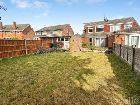 3 bedroom Semi-detached house for sale in Chestnut Road, North Hykeham, LN6