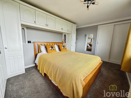 2 bedroom Terraced House for sale in Malvern Avenue, Lincoln, LN4