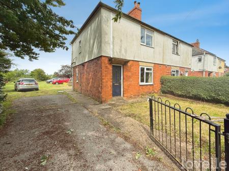 Eagle Lane, Thorpe on the Hill, LN6