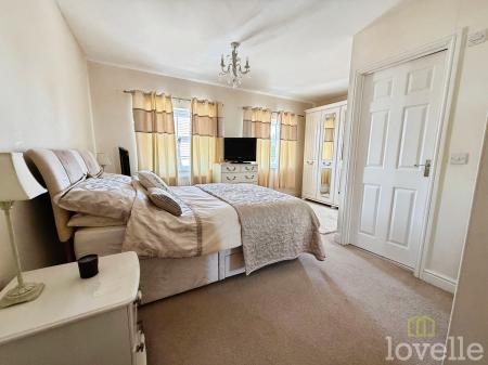 3 bedroom Semi-detached house for sale in Mercury Close, North Hykeham, LN6