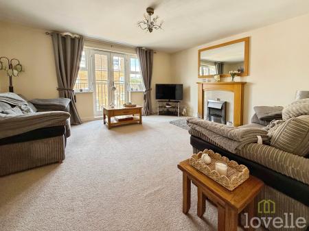 3 bedroom Semi-detached house for sale in Mercury Close, North Hykeham, LN6