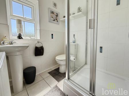 3 bedroom Semi-detached house for sale in Mercury Close, North Hykeham, LN6